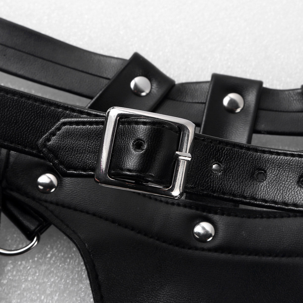 Harness Mens Erotic Lingerie for Sex Leather Halter Neck Buckles Body Chest Harness Belt with Metal O-rings Fancy Costume Straps
