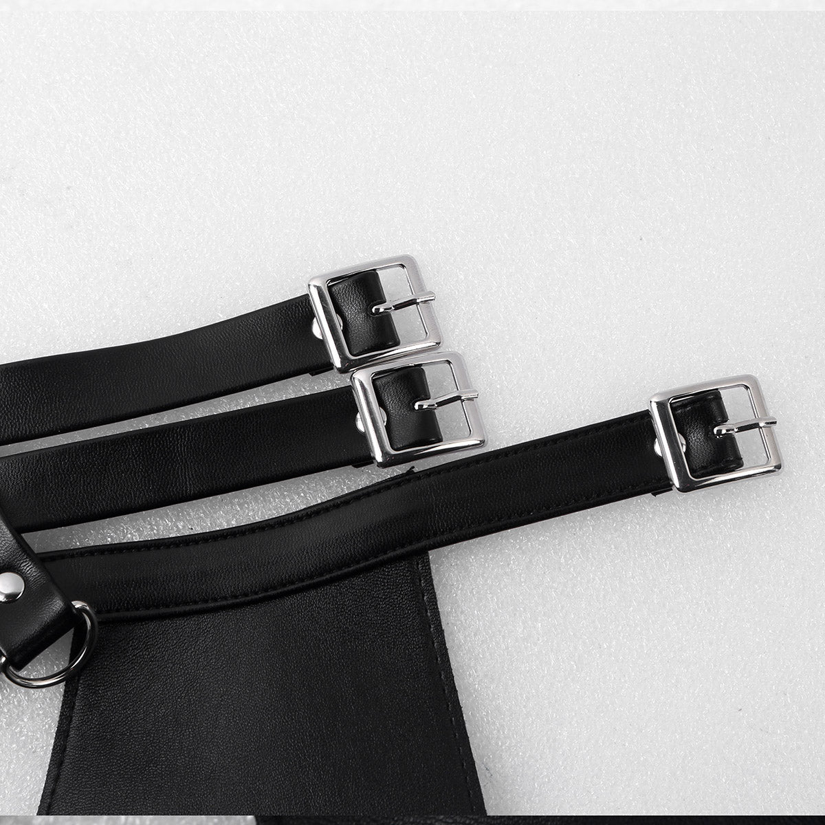 Harness Mens Erotic Lingerie for Sex Leather Halter Neck Buckles Body Chest Harness Belt with Metal O-rings Fancy Costume Straps