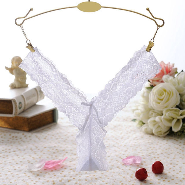 Sexy Lace Floral Thong Ladies Panties Embroidered Mesh Yarn Perspective Young Women Girls Underwear Hot T Pants G-String Thongs