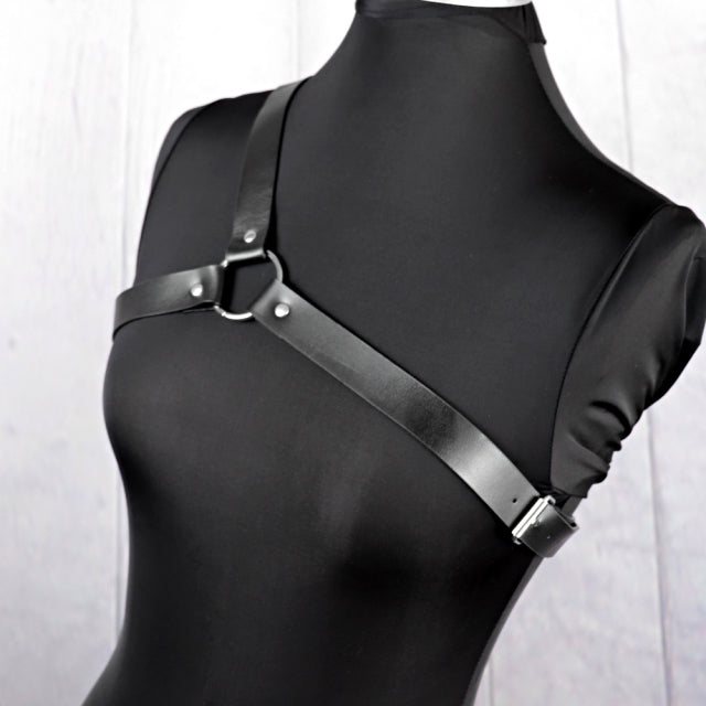 UYEE Women Suspender Leather Harness Belt Chain Body Sexy Bondage Women Harness Gothic Garter Belt Lingerie Harajuku Punk
