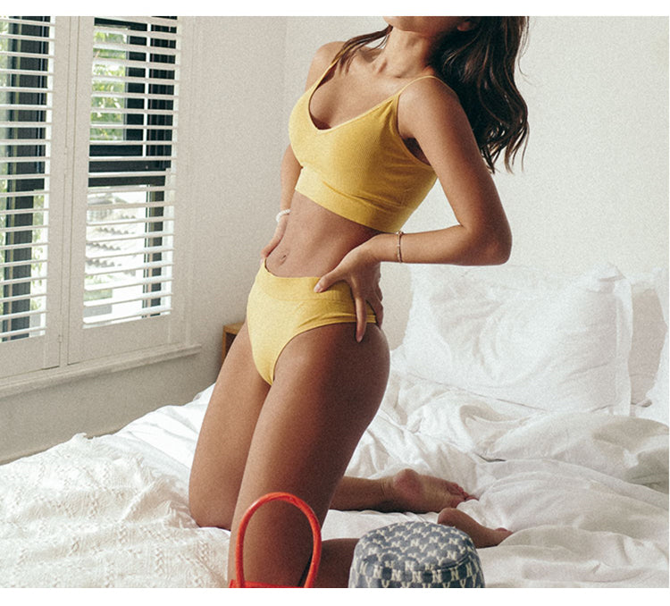 CINOON Women Seamless Bra Set Sexy Thong Low Waist Panties Wire Free Bra Bralette Lingerie Brassiere Cotton Female Underwear Set