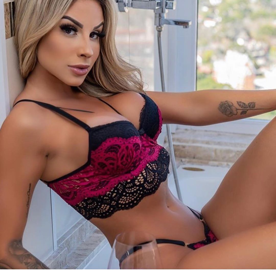 Sexy Lingerie Sets  Lace Push Bra + Fringed Waistband and G-sting Panty Three-piece Suit Women Underwear exotic Pajamas Clothes