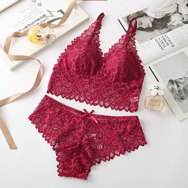 Women Lace Bra Set Deep V Bra and Panties Set Lace Bralette Seamless Underwear Embroidery Intimates Female Sexy Lingerie Set
