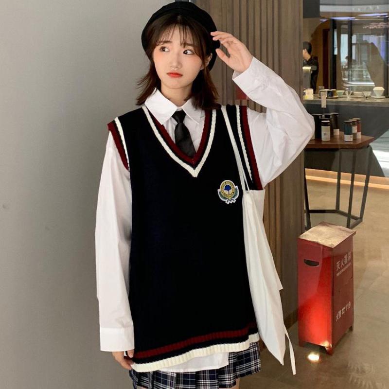 Women Sweater Vest Korean JK Embroidery College Style V Neck Sleeveless Pullover Knitted Vest Woman Sweaters Tops