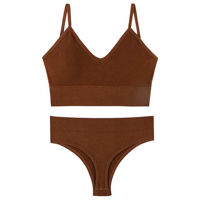 Women Seamless Bra Set Sexy 4Sizes Thong Low Waist Panties No Wire Push Up Vest Bralette Lingerie Brassiere Female Underwear Set
