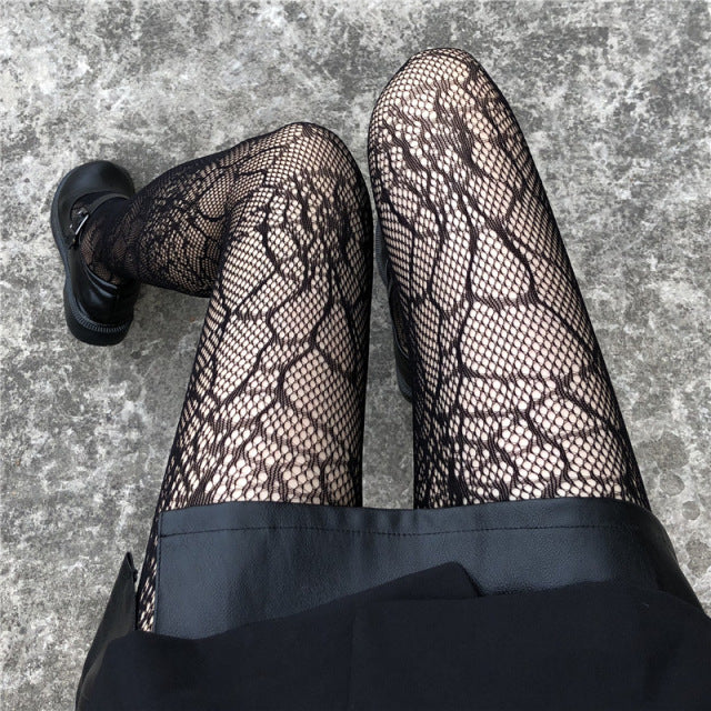 Lolita Gothic Fishing Net Lace Mesh Stockings Bottomed Pantyhose Japanese Lolita Retro Heart White Stocking Hot Classic Tights