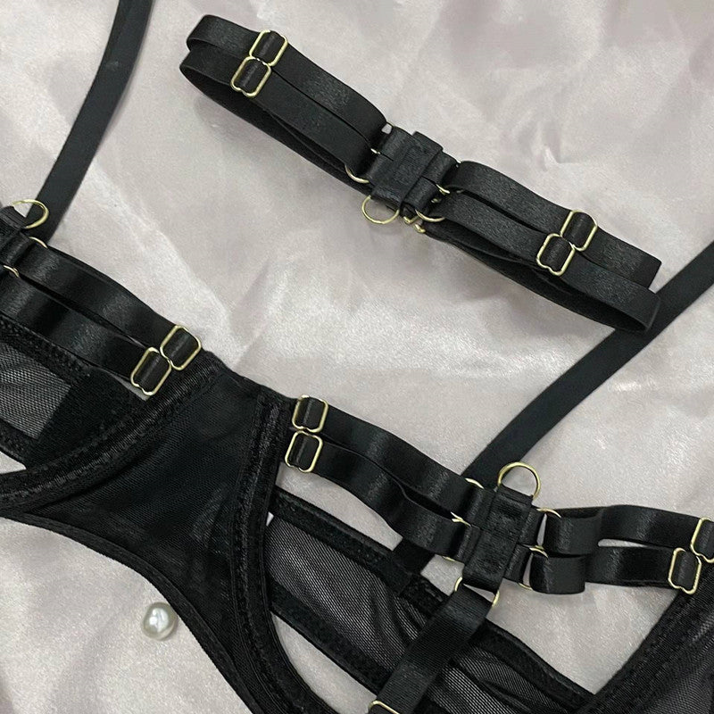 MIRABELLE Sexy Lingerie Hollow Out Erotic Costumes Transparent Bra Thong Outfits Hot Porn Lingerie Bottom Whore 4-Piece Sex Suit